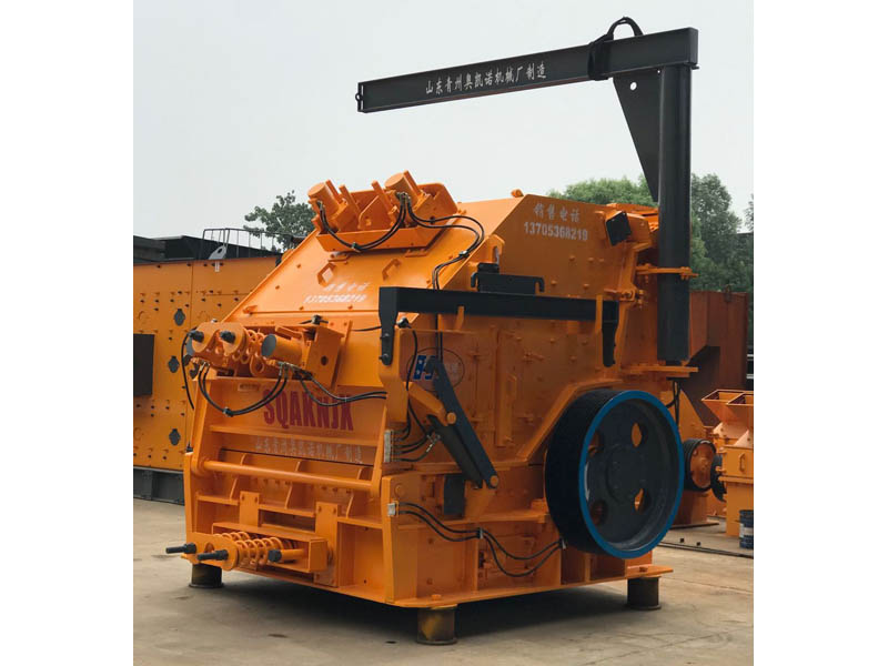礦山碎石機設(shè)備 礦山碎石機設(shè)備