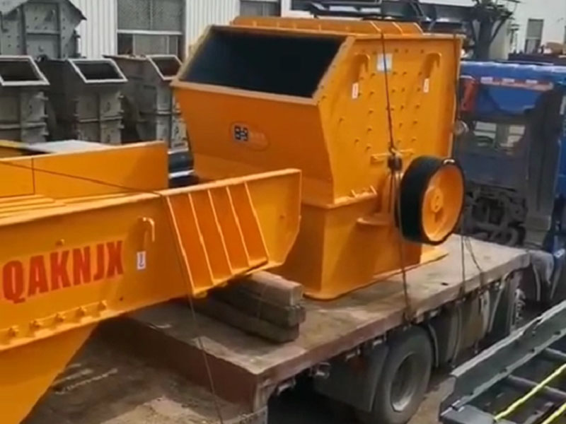 移動(dòng)破碎機(jī)廠家 移動(dòng)破碎機(jī)廠家