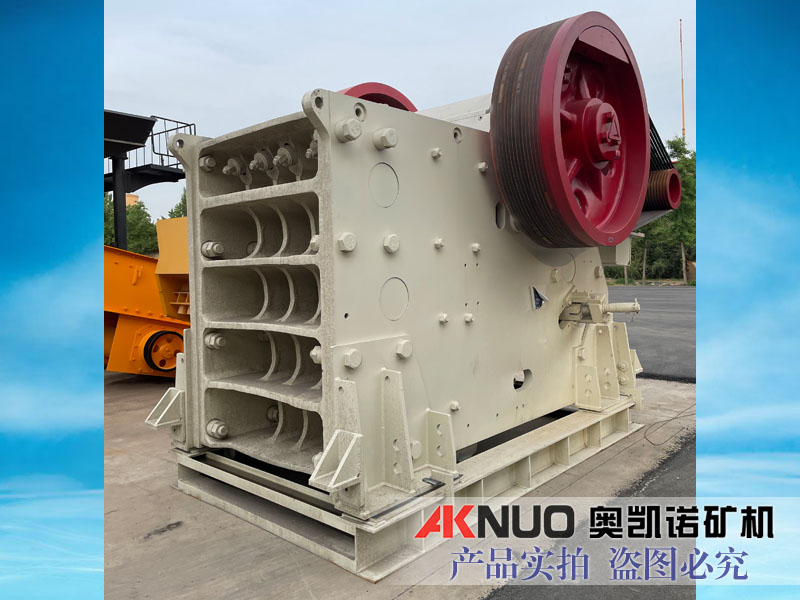 歐版顎式破碎機(jī) 歐版顎式破碎機(jī)
